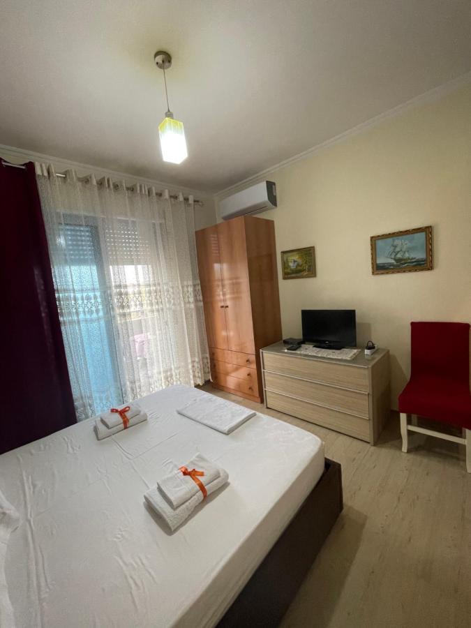 Ferienwohnung Comfy Apartament Vlorë Exterior foto